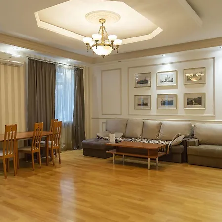 Khreschatyk Business Suites Hotel Kyjev