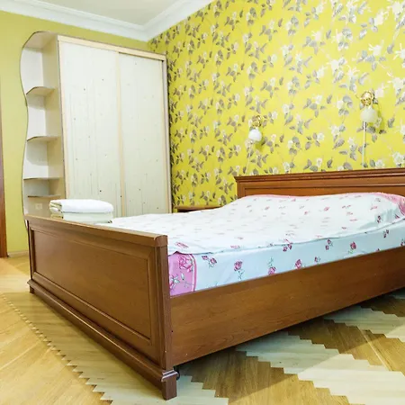 Khreschatyk Business Suites 4* Kyjev